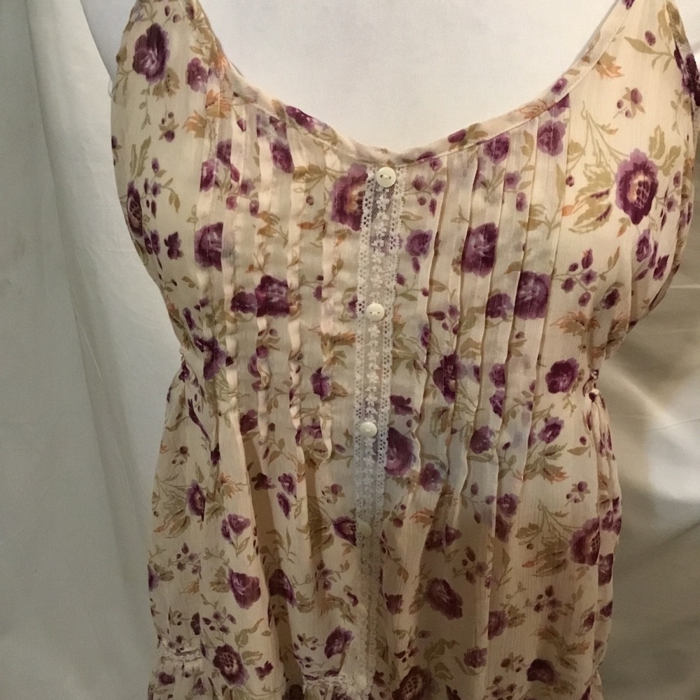 Decree Floral Tank Top - Picture 2 of 5